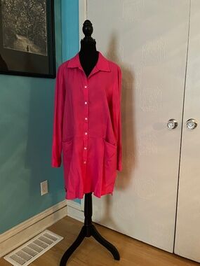 Linen-blend Fuchsia Top with Front Pockets